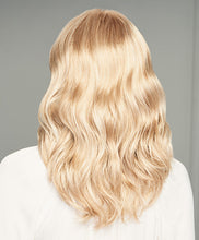 Load image into Gallery viewer, Centre of Attention in Dark Chestnut - Gabor