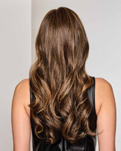 Load image into Gallery viewer, Model Mode - Raquel Welch Signature Collection