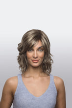 Load image into Gallery viewer, Braylen in Auburn Sugar - René of Paris