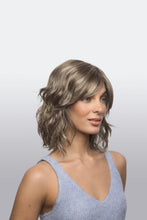 Load image into Gallery viewer, Braylen in Auburn Sugar - René of Paris