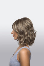 Load image into Gallery viewer, Braylen in Auburn Sugar - René of Paris