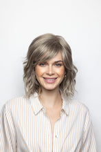 Load image into Gallery viewer, Braylen in Auburn Sugar - René of Paris