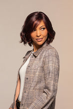 Load image into Gallery viewer, Quinn - Jon Renau Smartlace Synthetic