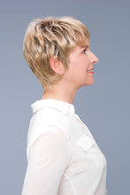 Load image into Gallery viewer, Akari - Sentoo Premium Collection