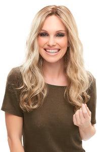 Sarah in Solstice S18-60/102RO - Jon Renau
