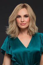 Load image into Gallery viewer, Carrie in 8RN - Jon Renau
