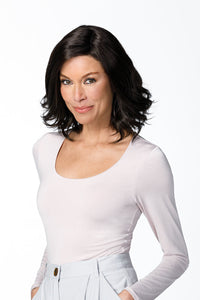 Kelly in Winter Sun 60 - Jon Renau