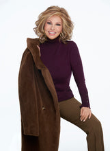 Load image into Gallery viewer, Editor&#39;s Pick Elite - Raquel Welch Signature Collection
